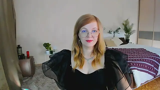 Chat +18 de YourUniverser ao vivo