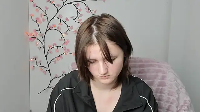 Czat XXX na żywo – Alice_Wonderme