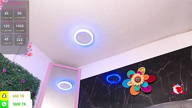 LAILAGUMMY's Live XXX Chat