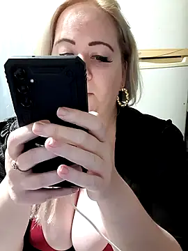 Missy_DM's Live XXX Chat