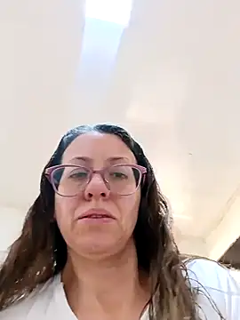 miss_hanna07: онлайн-секс-чат