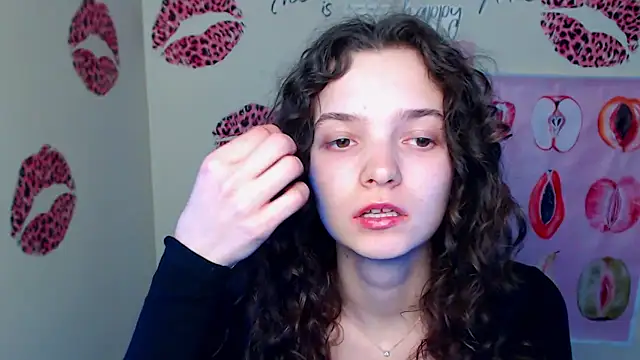 _SusieSu_ élő XXX-chatje