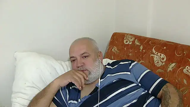 husoizmir Adlı Modelin Web Kamerası Şovu