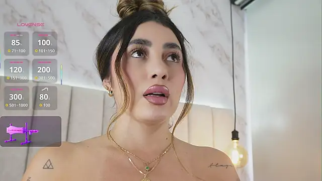 Živý XXX chat Annyy_Rosse