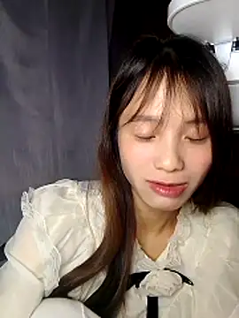 Vitamin-Heart0's Live XXX Chat