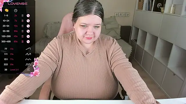 PlumPie live XXX chat