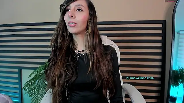 luna_willians' Live XXX Chat