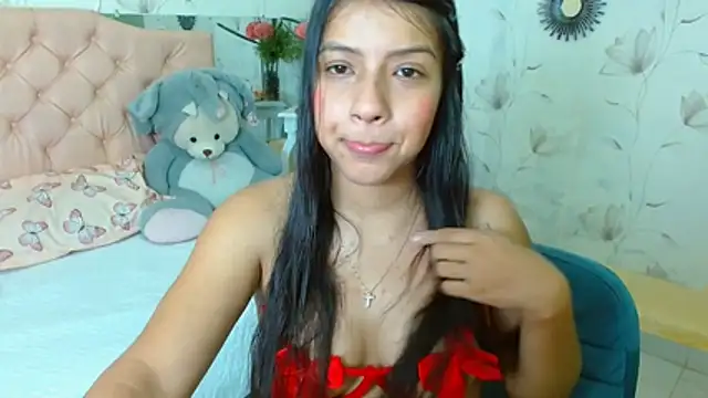 XXX chat uživo modela zara_cute
