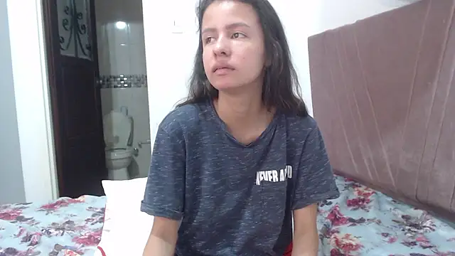 nathaly_jones_ 现场XXX聊天