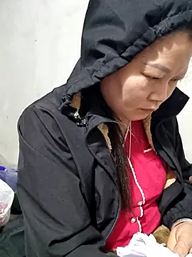 yoowwmrのライブXXXチャット