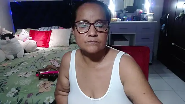 pervert_mommy_n Live XXX chat