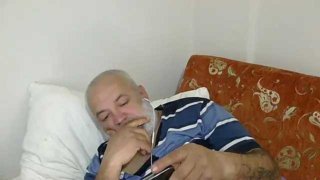 husoizmir's Live XXX Chat