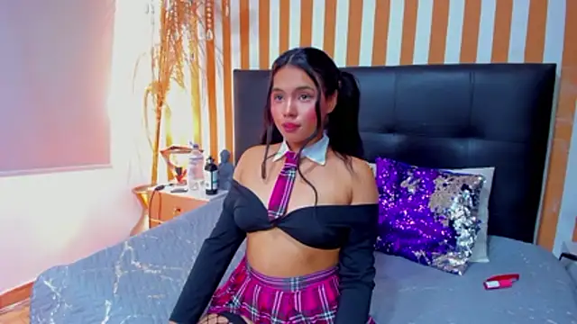 LunaToledo's Live XXX Chat