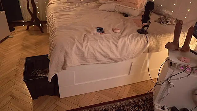 ifuckingtoy_'s Live XXX Chat