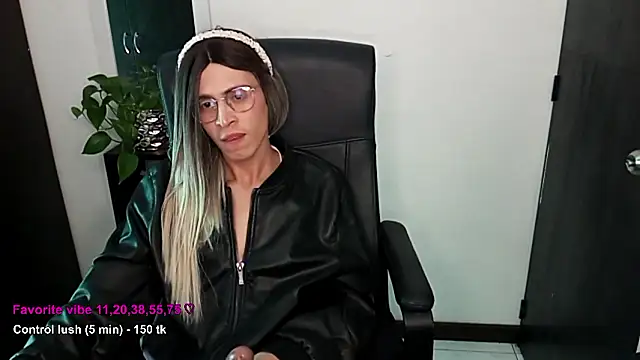 Chat +18 de Andy_Roses ao vivo