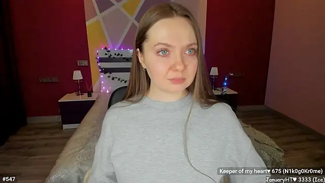 LizaGost Adlı Modelin Canlı XXX Sohbeti