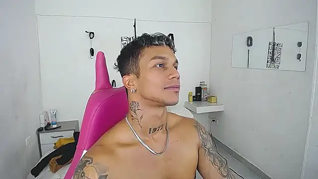 Leonard_Price Webcam Show