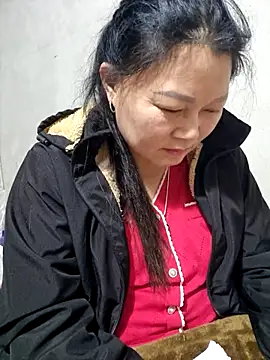 Chatroom XXX en direct de yoowwmr