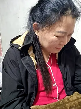 yoowwmr's Live XXX Chat