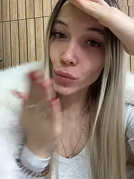 MoonSprinkle's Live XXX Chat