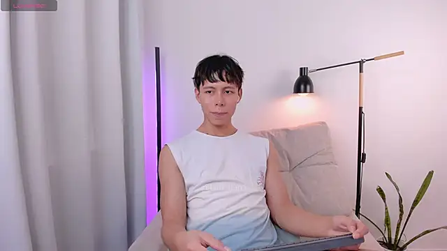 kim_lian21's Live XXX Chat