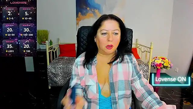 Julia_Dean's Live XXX Chat