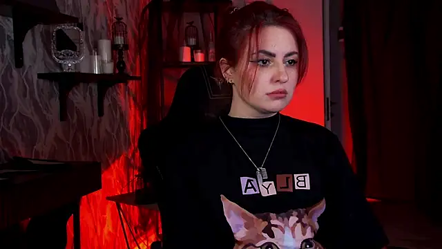 Lana__May élő XXX-chatje