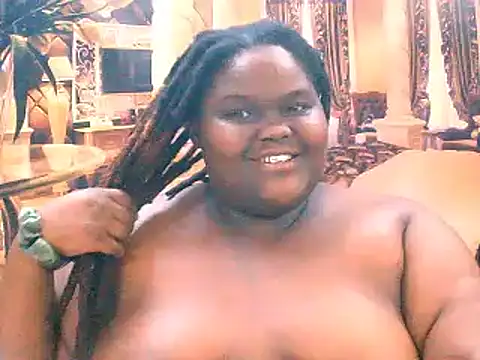 EbonyHotBuns 即時 XXX 聊天