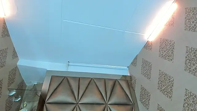 Corina_Taylor_'s Live XXX Chat