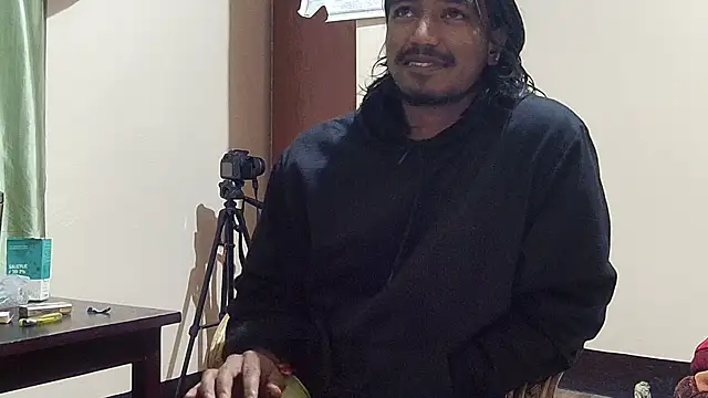 Gre3k_god's Live XXX Chat