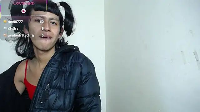 Naicollsxxx Chat XXX in diretta