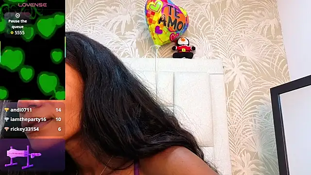 Chat +18 de dafnnelewis ao vivo