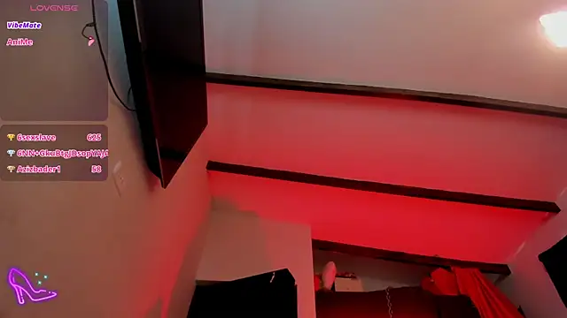 Dannia_danne 即時 XXX 聊天