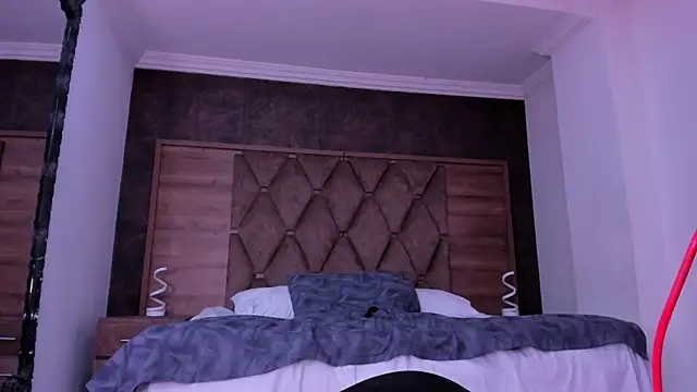 Chat +18 de JulienSaint ao vivo