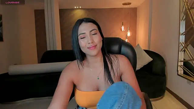 دردشة NatalieLewis الجنسية المباشرة