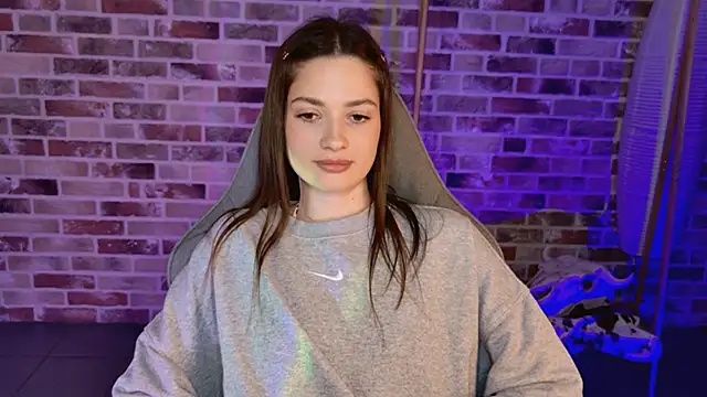 KiraVair: απευθείας συνομιλία ΧΧΧ