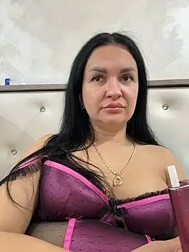 MeganBlueq Chat XXX in diretta