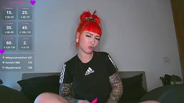 Chatroom XXX en direct de ScarletVixenLive