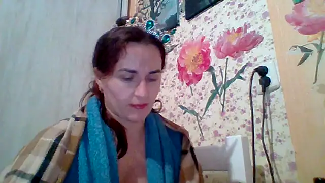 MilfALENKA élő XXX-chatje