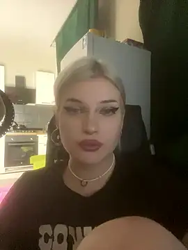 Chat XXX en directo de DriveThruDolls