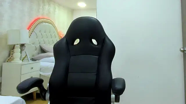 KendalFoxx 现场XXX聊天