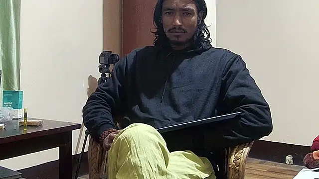 Gre3k_god's Live XXX Chat