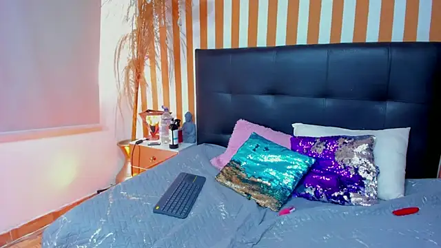 LunaToledoのライブXXXチャット