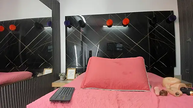 cloee-rabbyt's Live XXX Chat