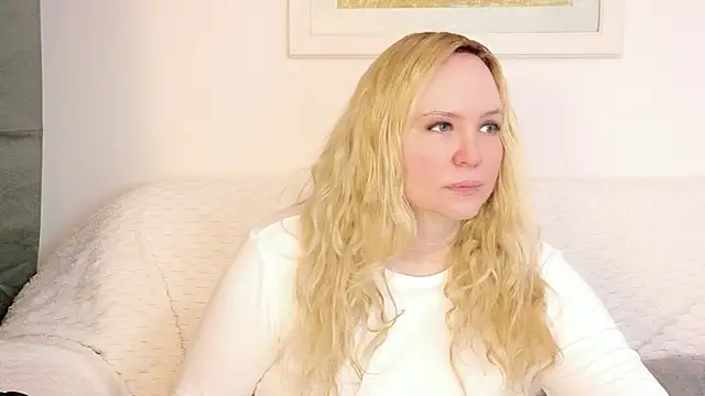 Sarah4you Chat XXX in diretta