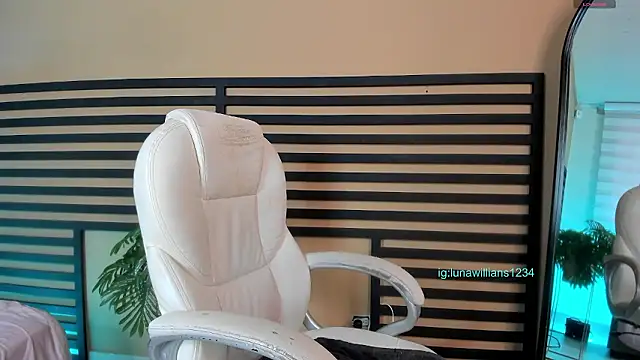 luna_willians' Live XXX Chat