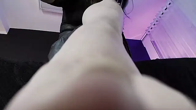 _Jade_16's Live XXX Chat