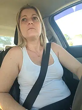 NikkiBlisss Obrolan Langsung XXX