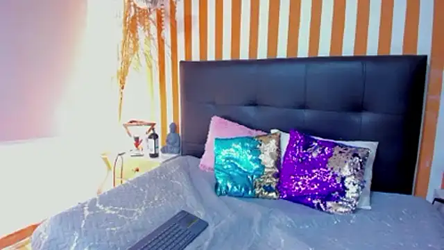 LunaToledo Chat XXX in diretta