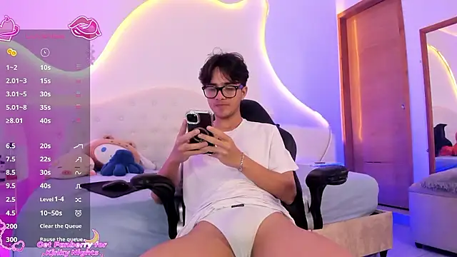 jin_luna's Live XXX Chat